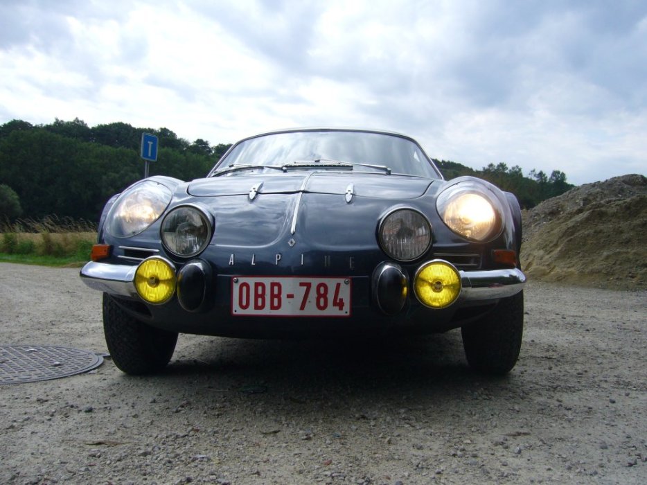 A110 V85 023.jpg